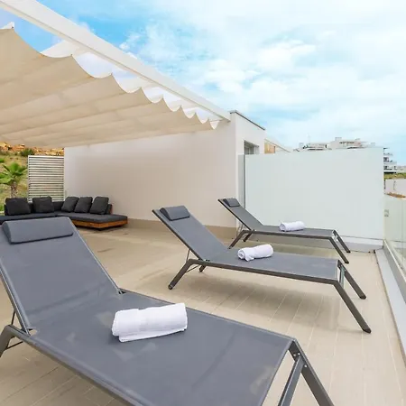 Newly Built 3 Bed Townhouse With Pool, Bbq, Sea Views *