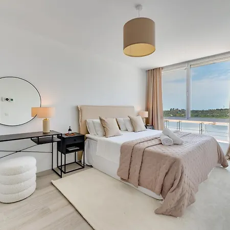 Newly Built 3 Bed Townhouse With Pool, Bbq, Sea Views *