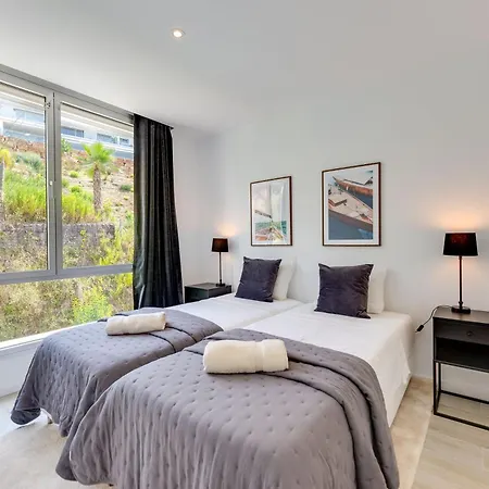 Newly Built 3 Bed Townhouse With Pool, Bbq, Sea Views Appartement