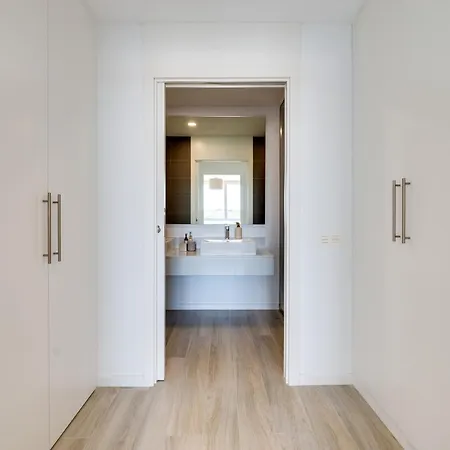 Newly Built 3 Bed Townhouse With Pool, Bbq, Sea Views Διαμέρισμα